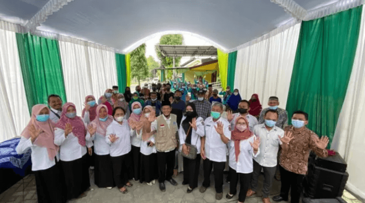 KMP TBC Sekar Melati Bringin Berbagi Puluhan Paket Sembako